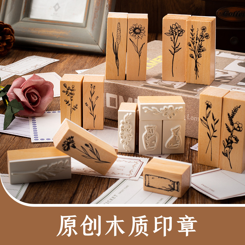 Retro Lotus Wood Combination S - đánh giá và giá Art Craft Vase